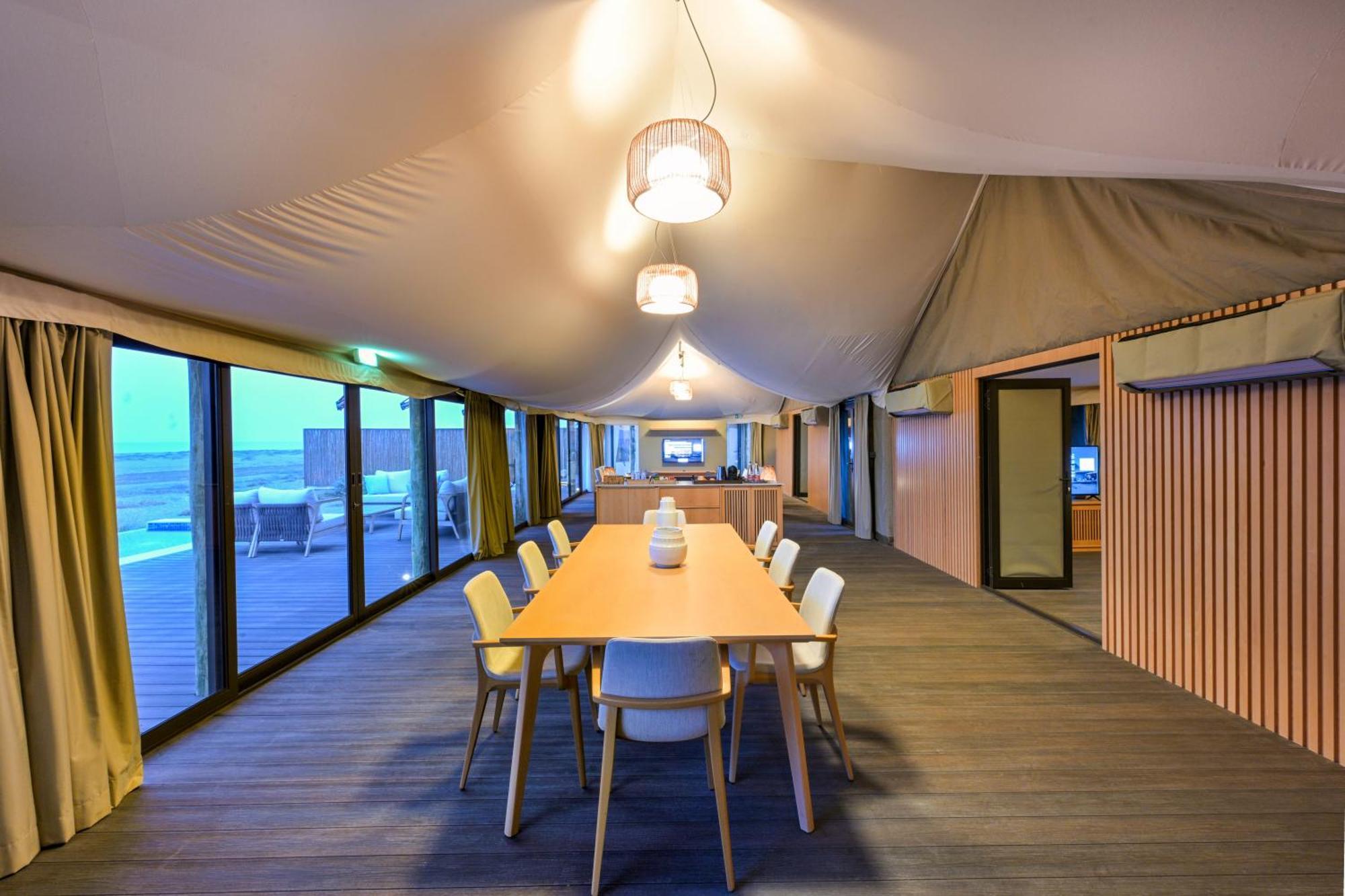 Kingfisher Retreat By Sharjah Collection 5*